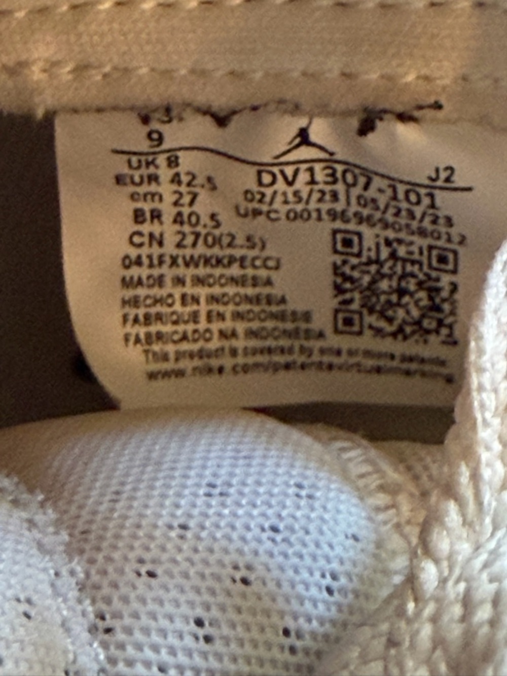 Nike Air Jordan 1 High Top Sneakers in Light Gray and White - Picture 8 of 8